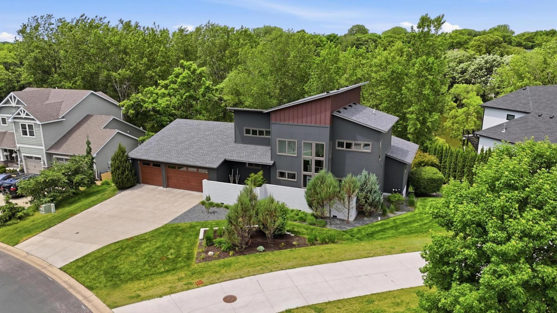 2229 Wall Street, Eagan, MN 55122