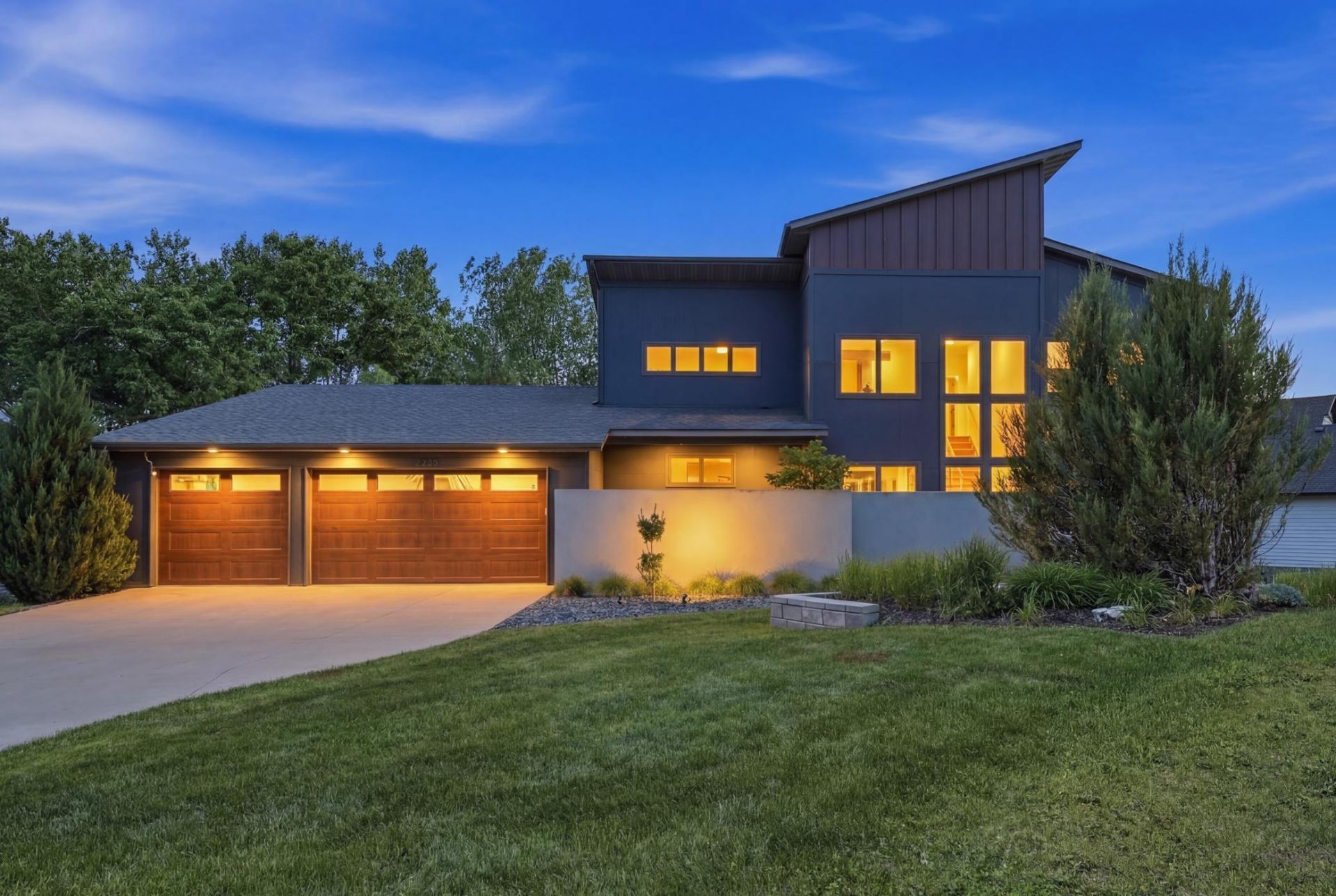 2229 Wall Street, Eagan, MN 55122