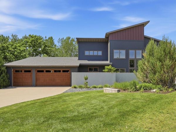 2229 Wall Street, Eagan, MN 55122