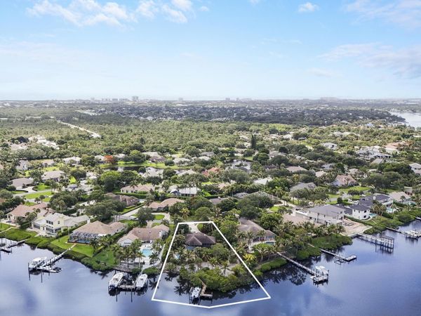 18791 SE River Ridge Road, Jupiter, FL 33469