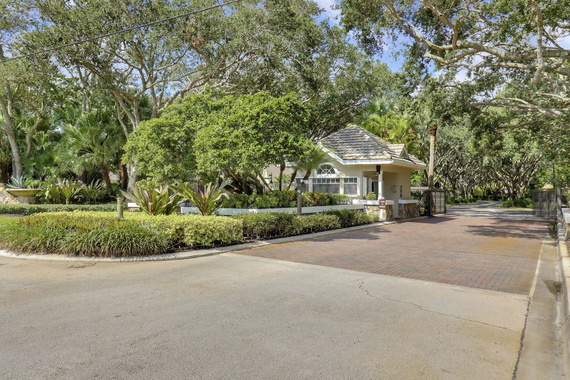 18791 SE River Ridge Road, Jupiter, FL 33469 Photo