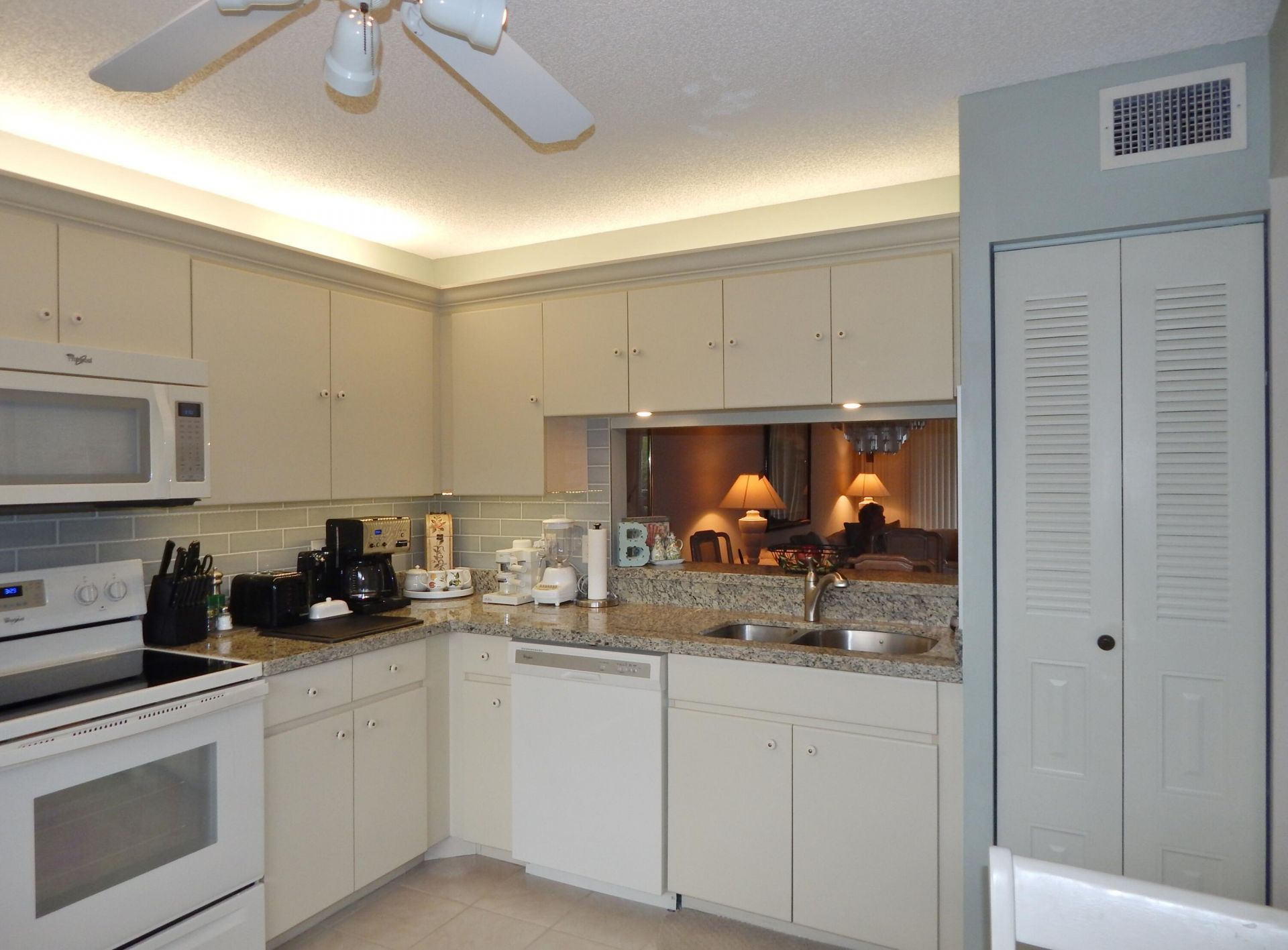 6698 N 10th Ave N, Unit 215, Lake Worth, FL 33467 Photo