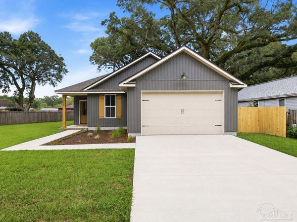 228 Cherokee Trl, Pensacola, FL 32506