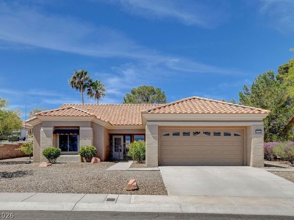 10701 Hunters Woods Place , Las Vegas, NV 89134