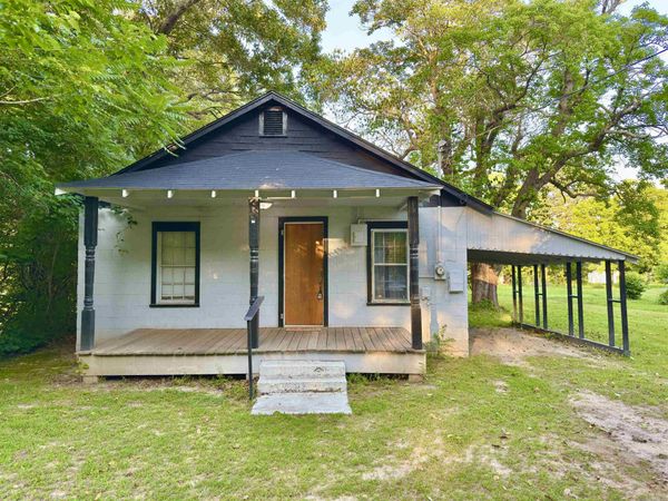 304 S 12th Avenue , Piggott, AR 72454
