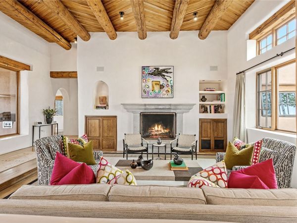 22 Rising Moon , Santa Fe, NM 87506