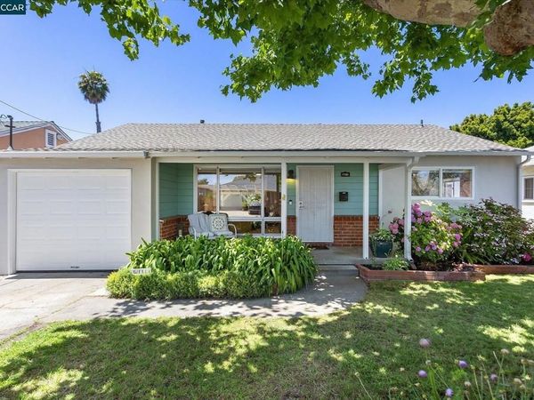 17381 Via La Jolla , San Lorenzo, CA 94580