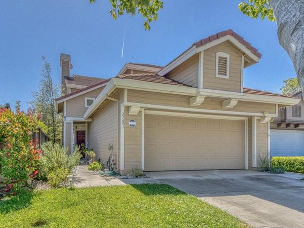 21041 Country Park Road, Salinas, CA 93908
