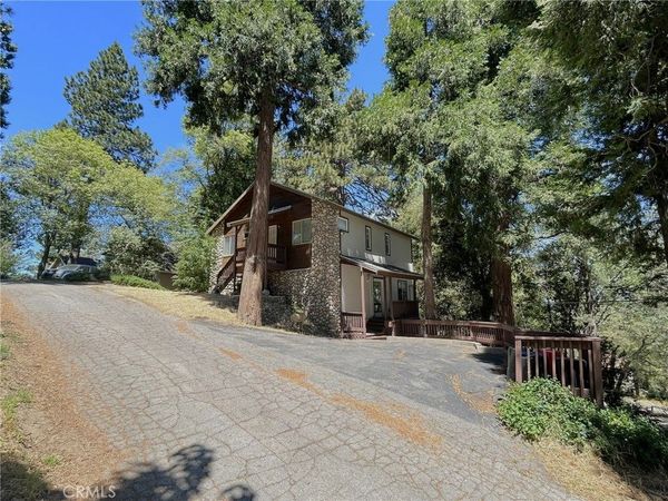 198 Pine Ridge Road , Crestline, CA 92325