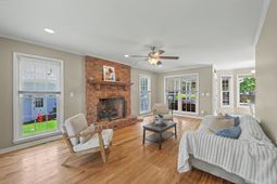 5492 Altamaha Drive photo 4