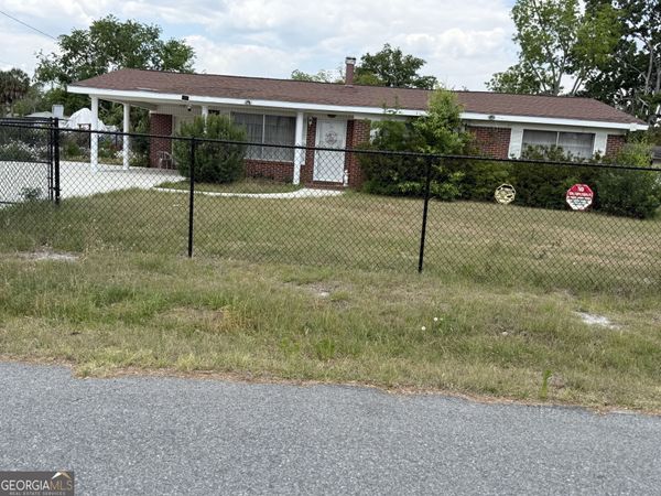 12 Elementary Street, Hazlehurst, GA 31539
