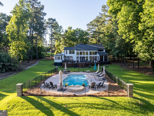 183 Lakecrest Drive, Milledgeville, GA 31061