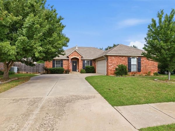 2146 Thomas Trail, Edmond, OK 73003