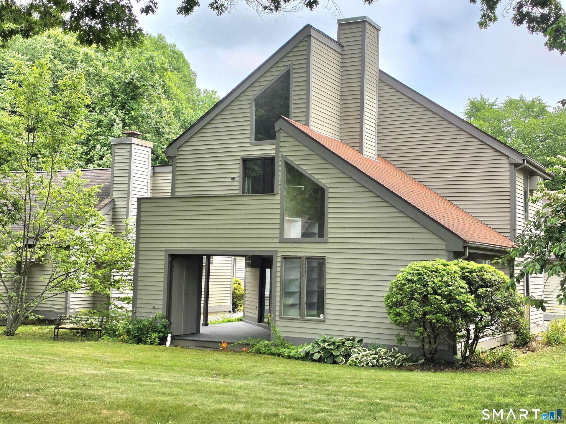 17-d Yankee Glen, Unit 17D, Madison, CT 06443 Main Photo