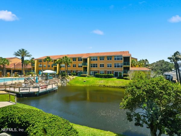 202 LAGUNA VILLAS Boulevard, Unit B24, Jacksonville Beach, FL 32250