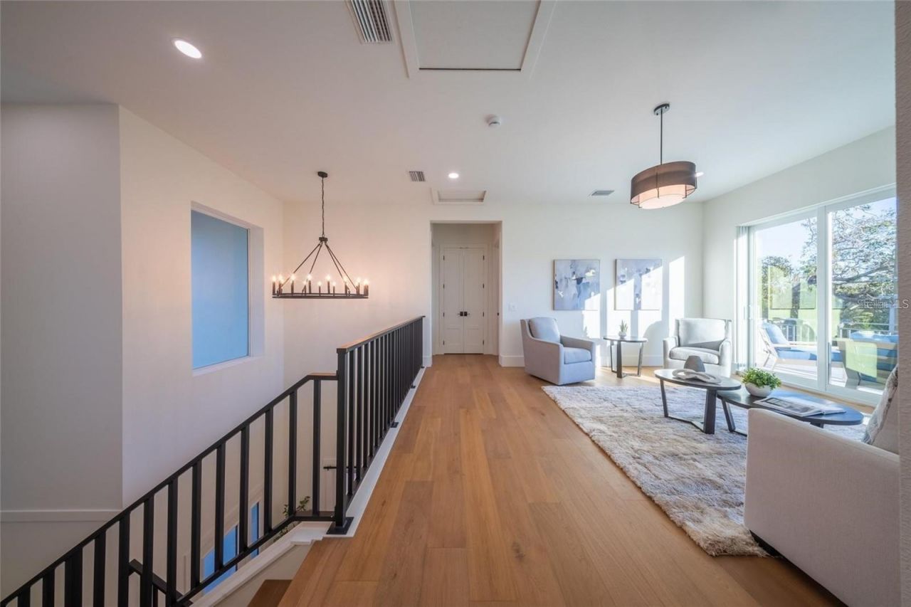 2420 Floyd Street, Sarasota, FL 34239 Photo