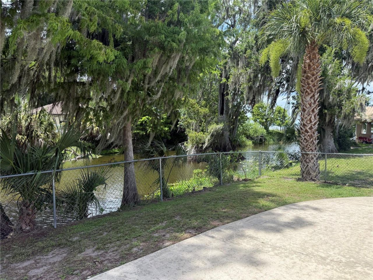 1141 County Road 457 , Lake Panasoffkee, FL 33538 Photo