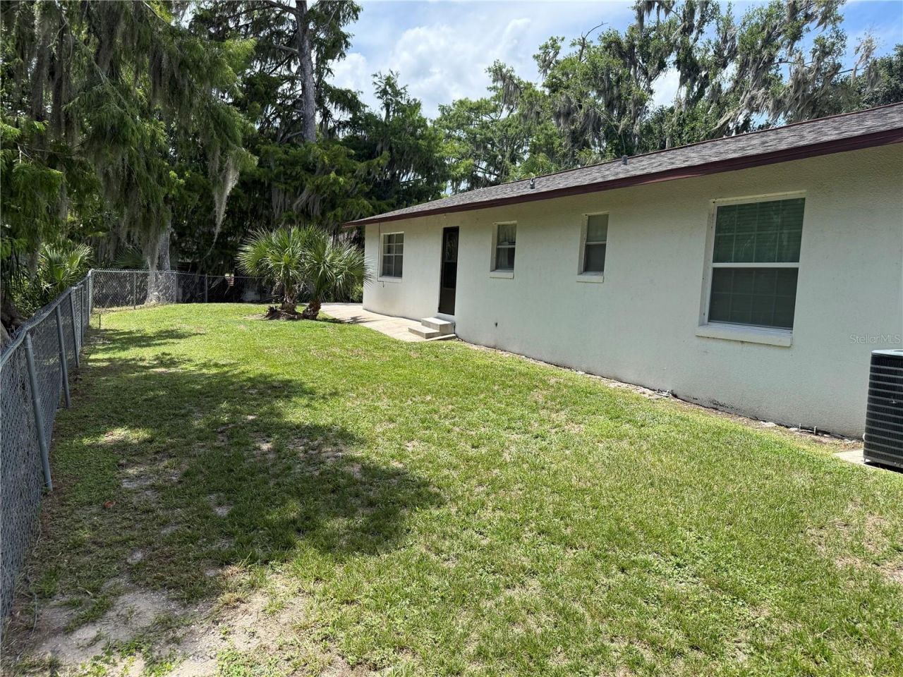 1141 County Road 457 , Lake Panasoffkee, FL 33538 Photo
