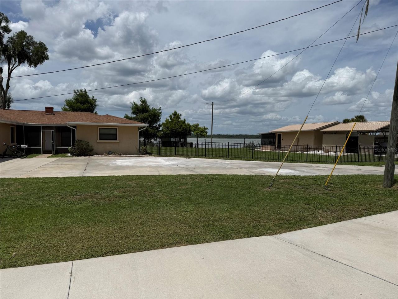 1141 County Road 457 , Lake Panasoffkee, FL 33538 Photo