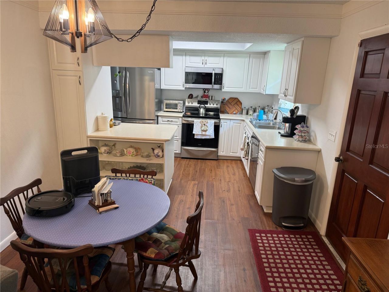 1141 County Road 457 , Lake Panasoffkee, FL 33538 Photo