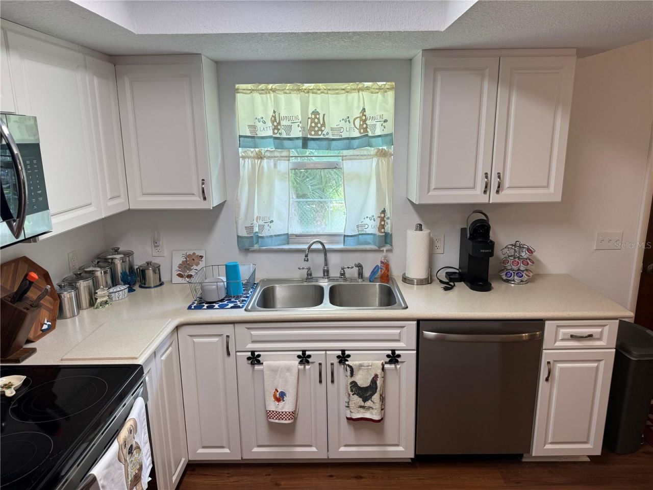 1141 County Road 457 , Lake Panasoffkee, FL 33538 Photo
