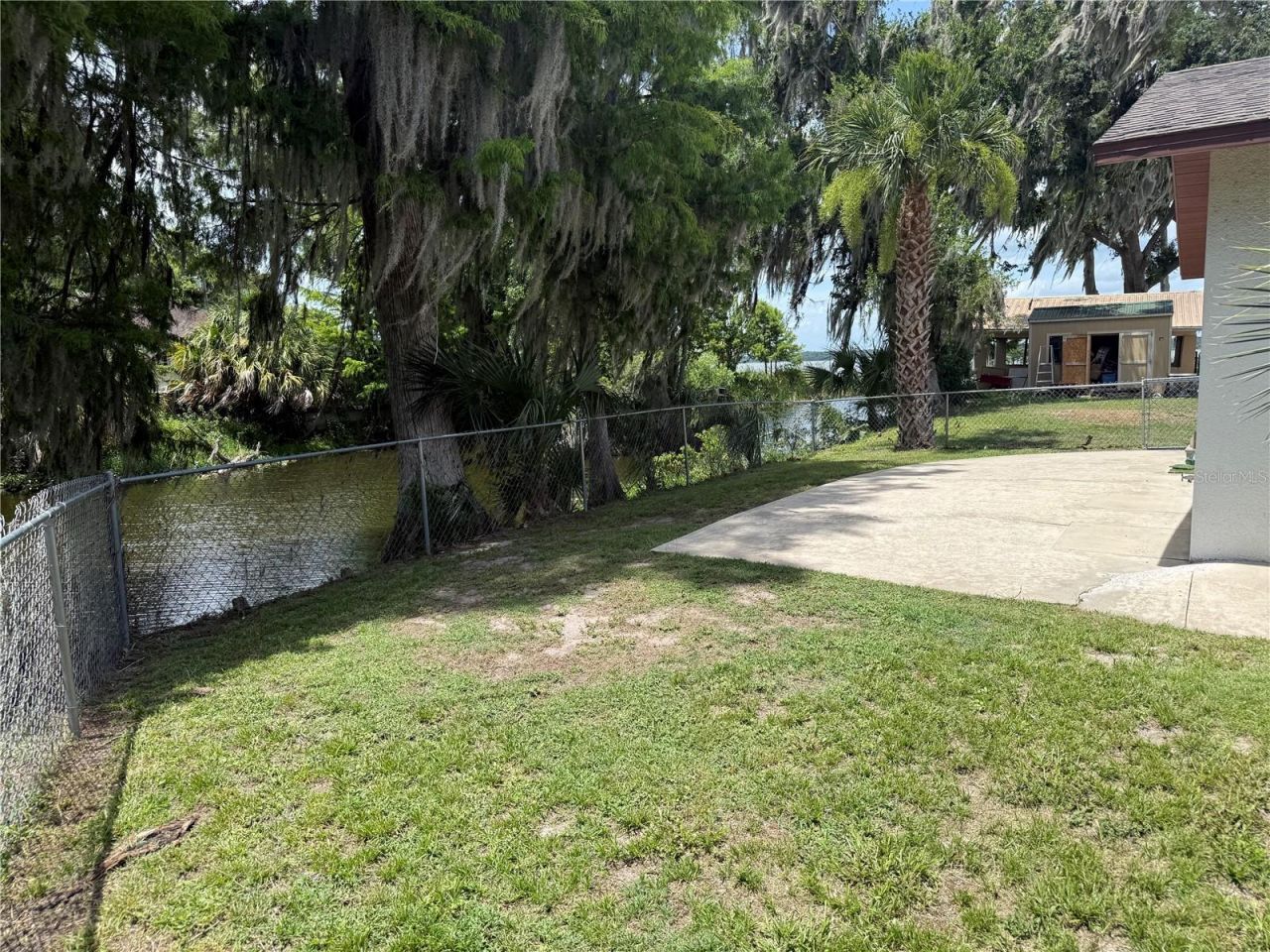 1141 County Road 457 , Lake Panasoffkee, FL 33538 Photo
