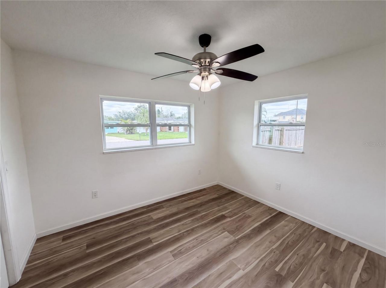 567 Baywood Drive N, Dunedin, FL 34698 Photo