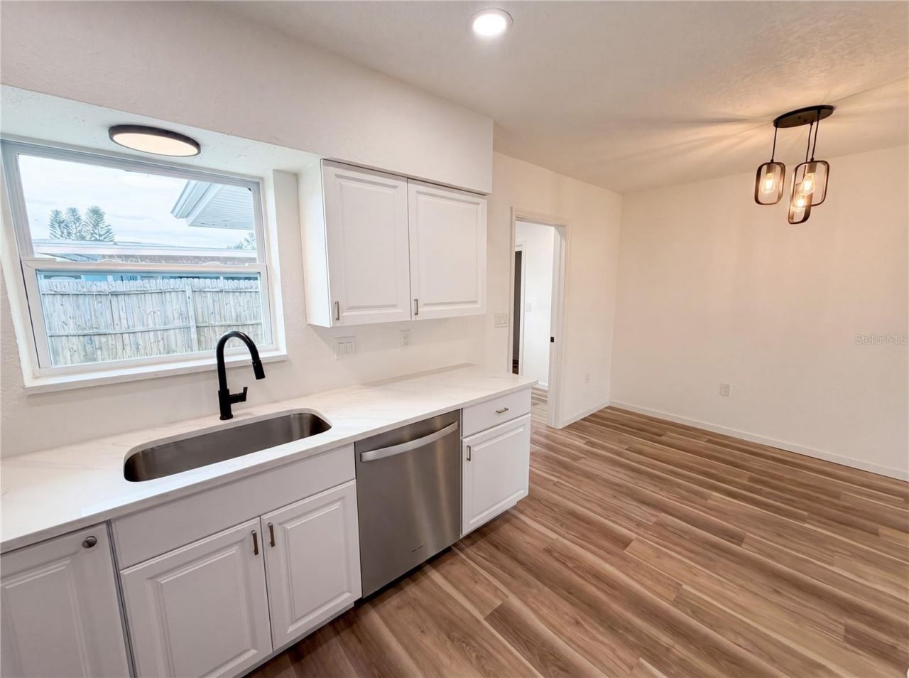 567 Baywood Drive N, Dunedin, FL 34698 Photo