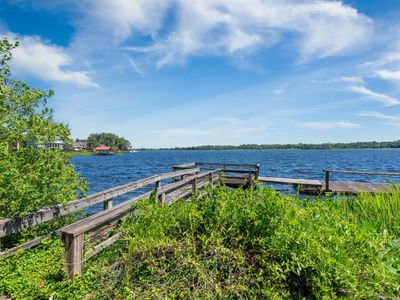 1813 Fishing Island Road, Moncks Corner, SC 29461