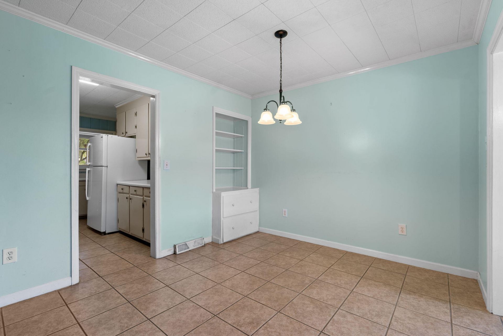 1813 Fishing Island Road Photo 13