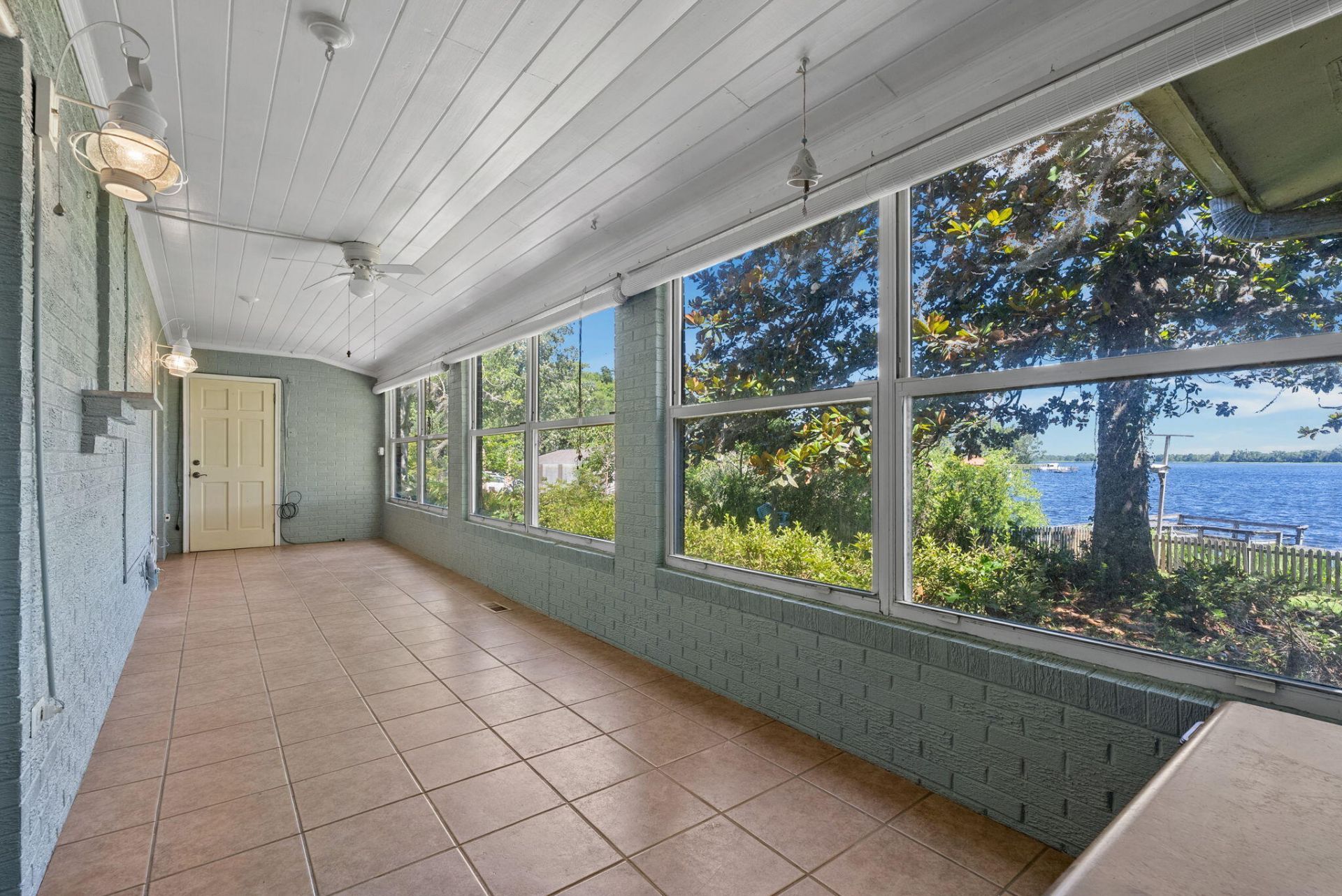 1813 Fishing Island Road Photo 16