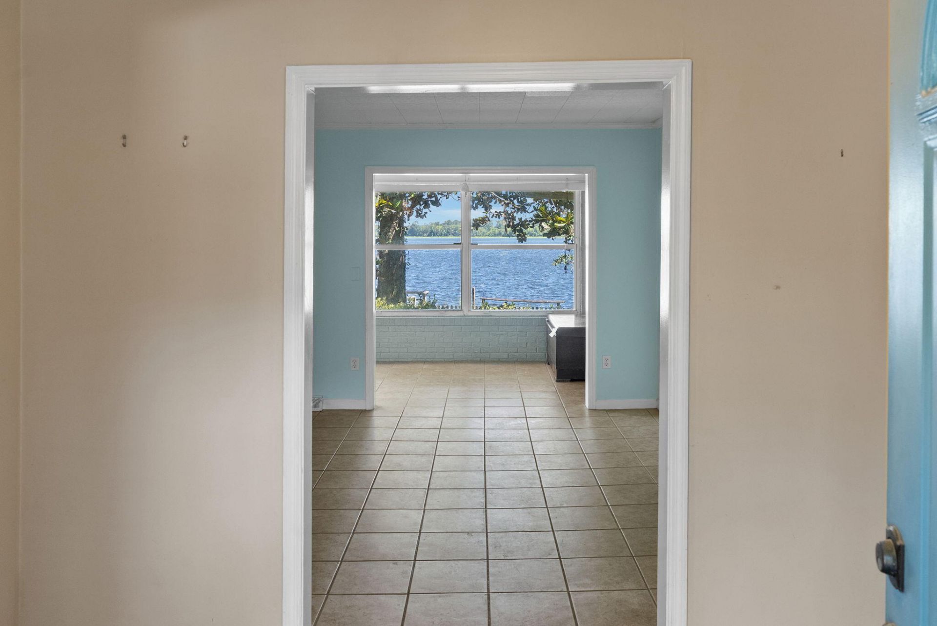 1813 Fishing Island Road Photo 6