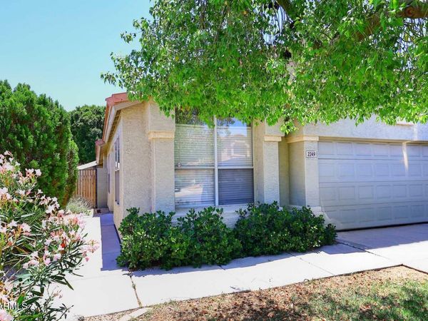 2249 E PINTO Drive, Gilbert, AZ 85296