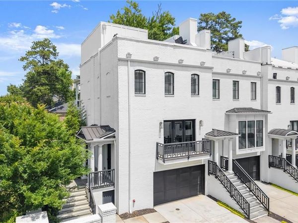 3667 Peachtree Road NE, Unit #1, Atlanta, GA 30319