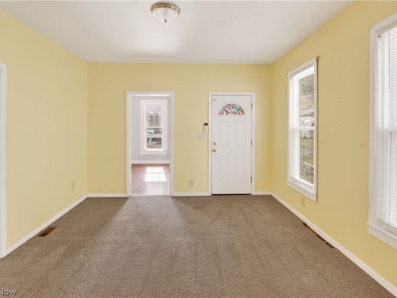 2010 Forestdale Avenue, Cleveland, OH 44109 Photo 4