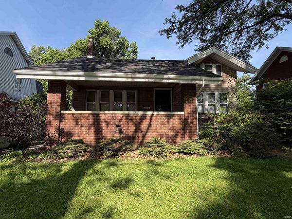 2213 N Anthony Boulevard, Fort Wayne, IN 46805