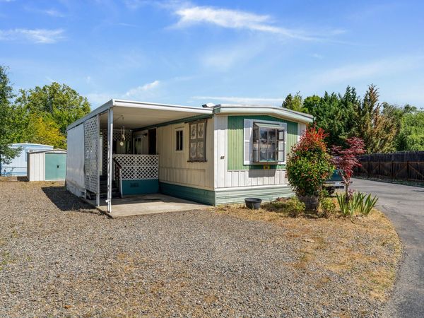 1241 Dowell Road, Unit 66, Grants Pass, OR 97527