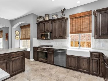 6054 Wallis Drive, Frisco, TX 75033