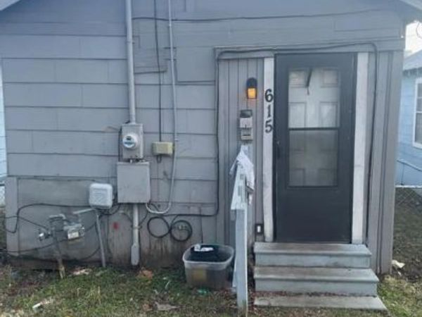 615 Montgomery Street, Bossier City, LA 71111