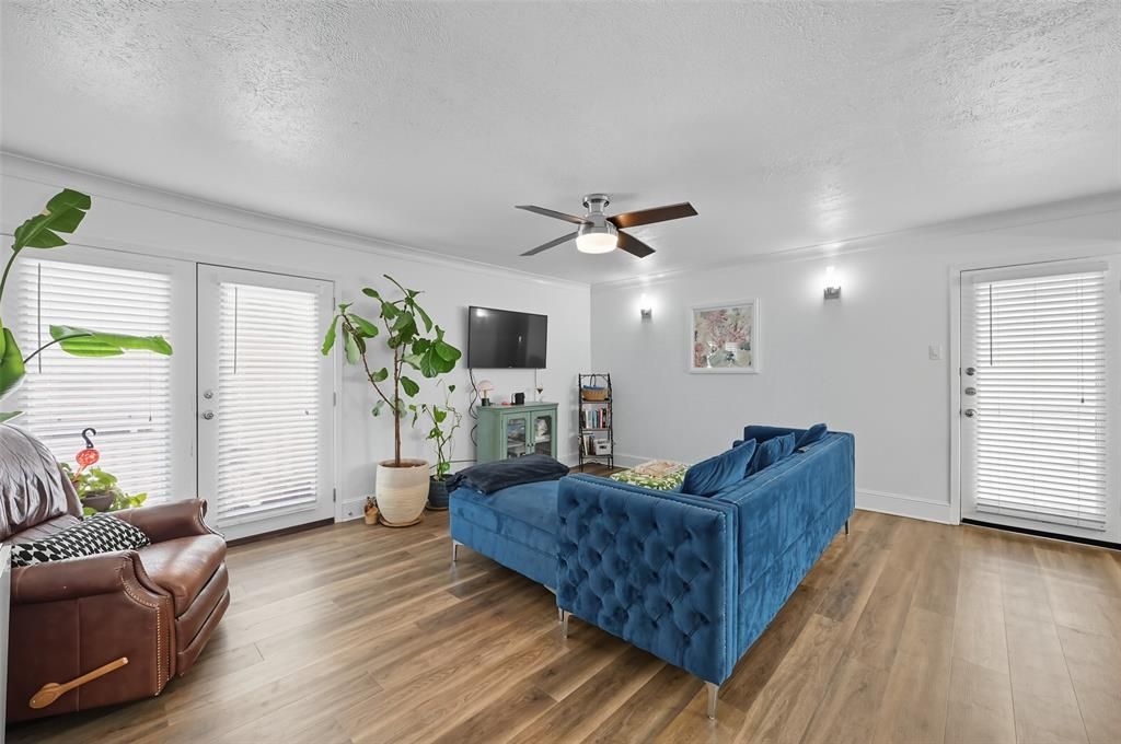 5927 E University Boulevard, Unit 221, Dallas, TX 75206 Main Photo
