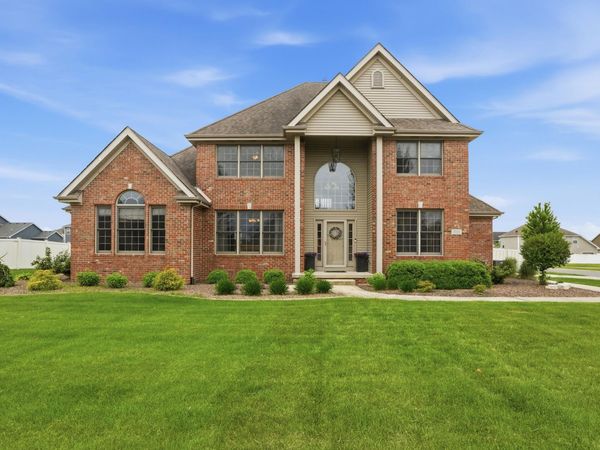 9111 W 96th Place, St. John, IN 46373