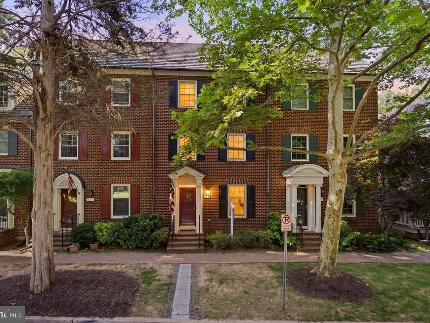 211 Firehouse Lane, Gaithersburg, MD 20878 Main Photo