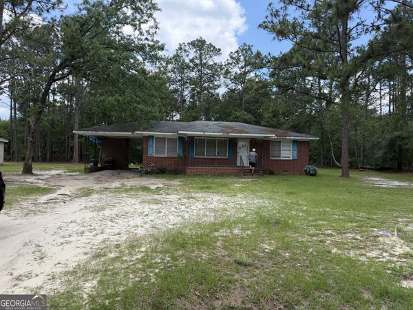332 Thigpen Drive, Swainsboro, GA 30401