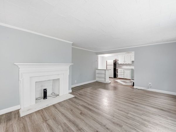 253 Lexington St, Woburn, MA 01801