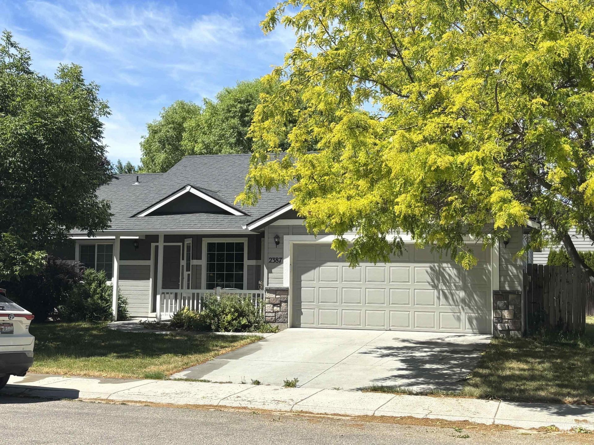 2387 N Peach Willow Ave, Kuna, ID 83634 Main Photo