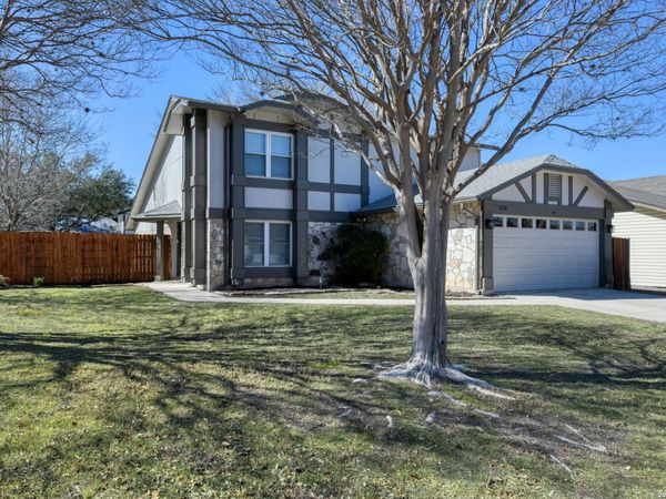 3218 JENKINS DR, San Antonio, TX 78247