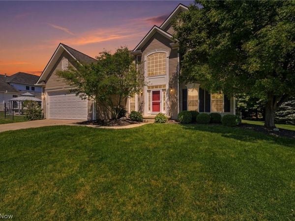 4709 Quincy Drive , Akron, OH 44321