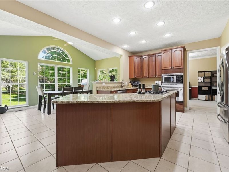 4709 Quincy Drive, Akron, OH 44321 Photo 10