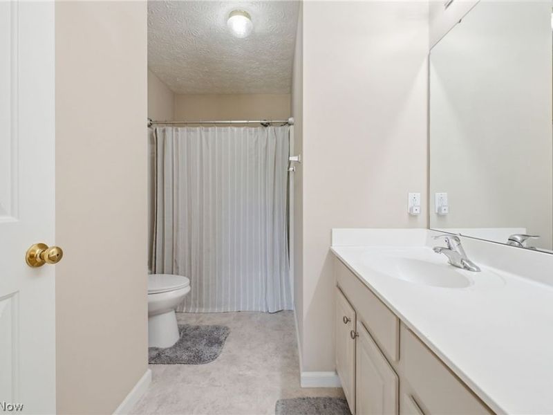 4709 Quincy Drive, Akron, OH 44321 Photo 29