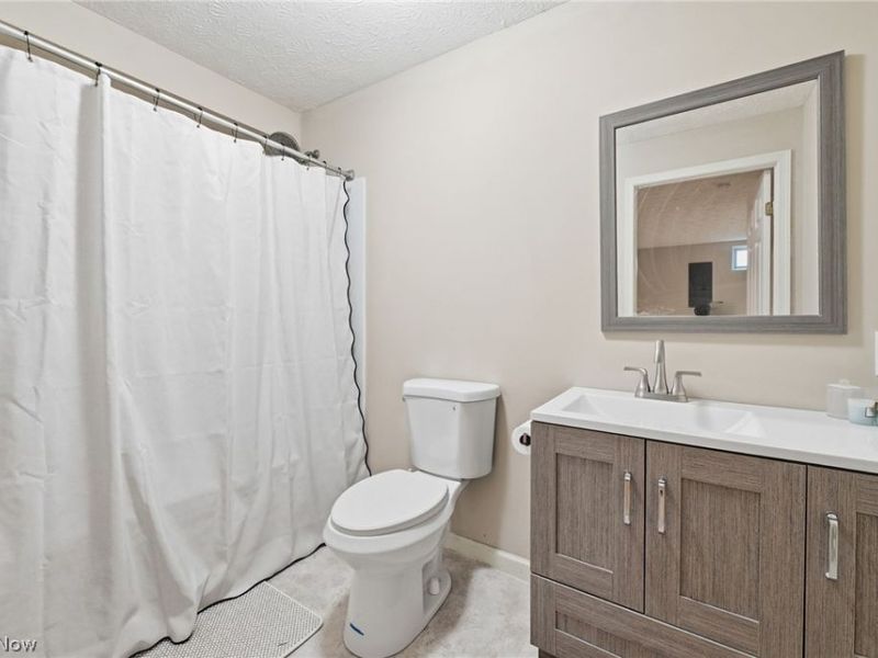 4709 Quincy Drive, Akron, OH 44321 Photo 38